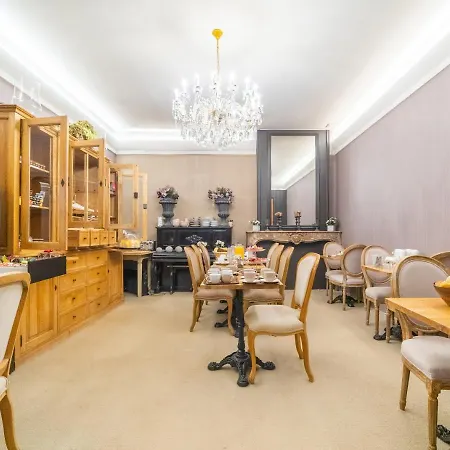 Het Gheestelic Hof By Cw Collection Hotell