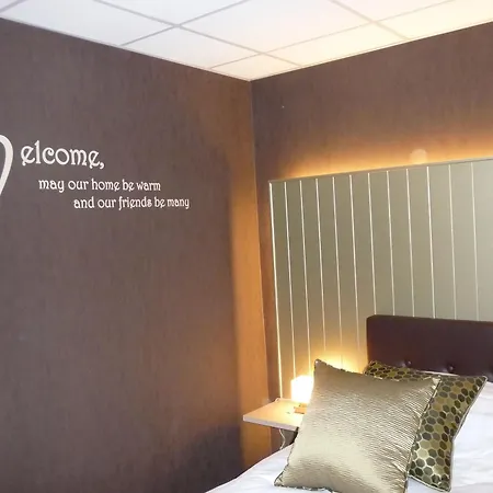 Hotel Het Gheestelic Hof By Cw Collection 3*