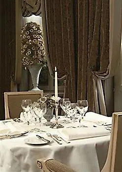 Hotel Het Gheestelic Hof By Cw Collection 3*